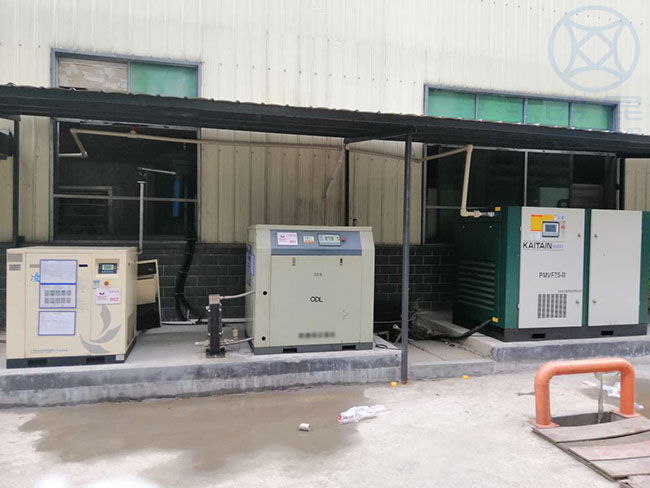 寧鄉電機生產廠家二級壓縮永磁變頻75KW空壓機使用現場